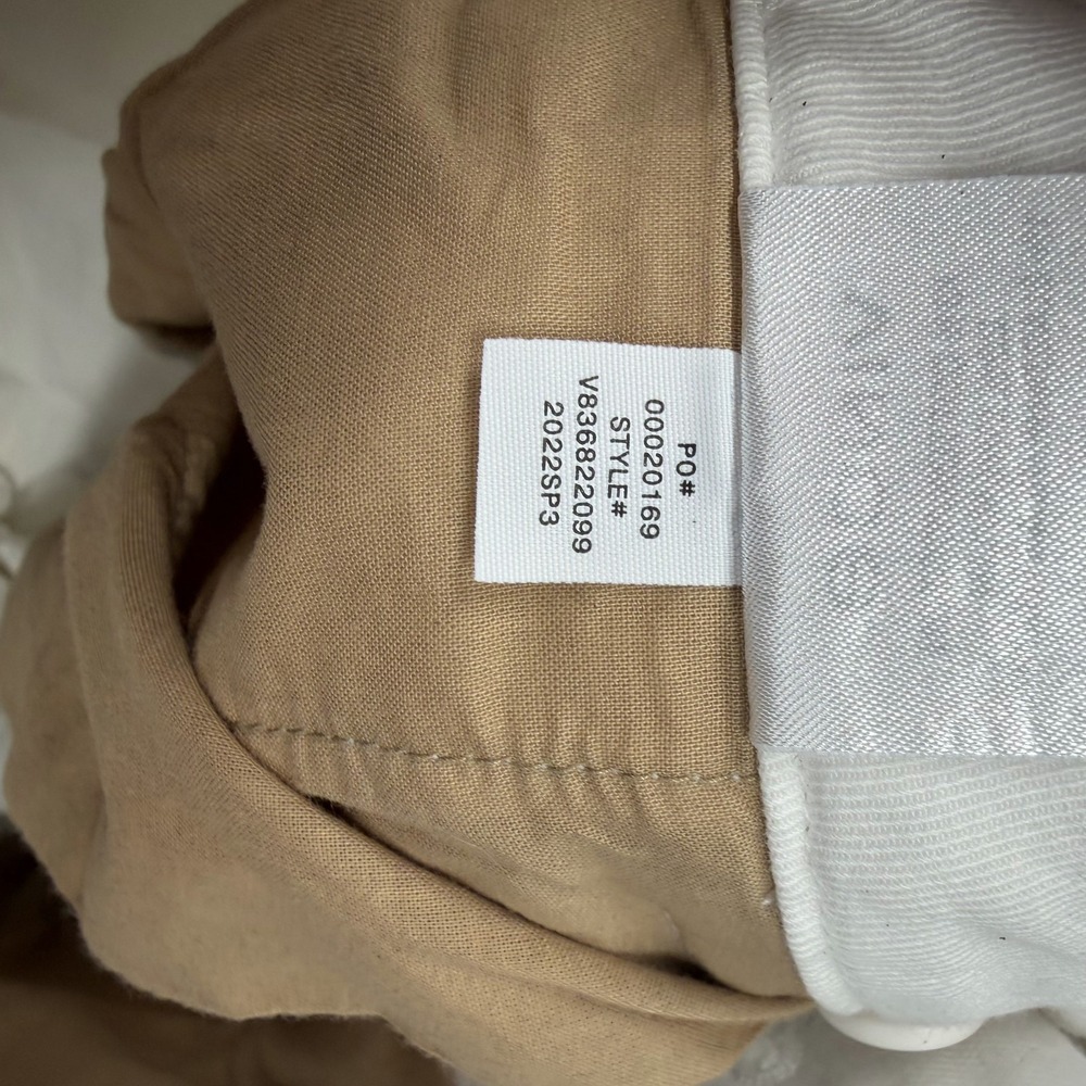 Vince High Waisted Shorts Women 2 White Canvas Pockets Linen Blend Pleated Front - Picture 9 of 10